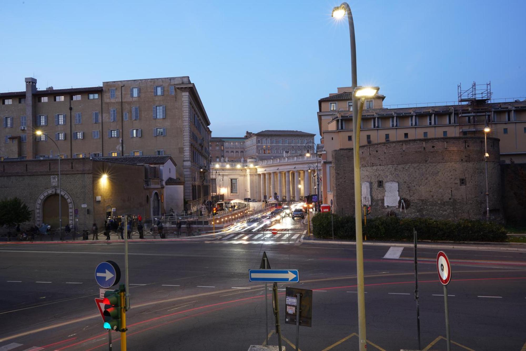 Lux Vatican Suite In Front Of Saint Peter! Roma Exterior foto